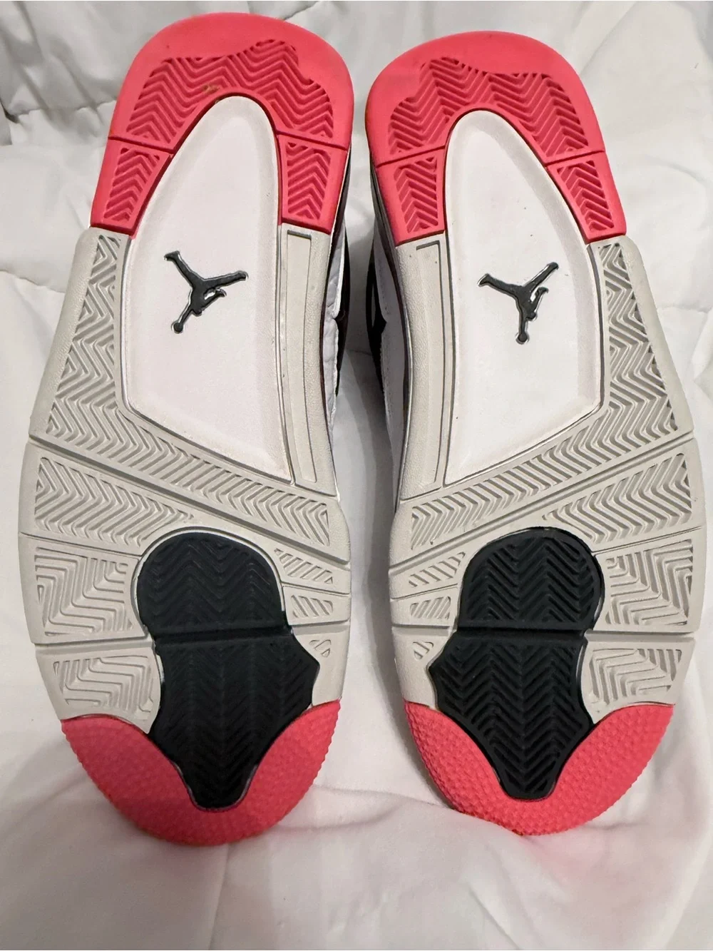 Men’s 10.5 Air Jordan 4 Retro 'Pale Citron' (also known as 